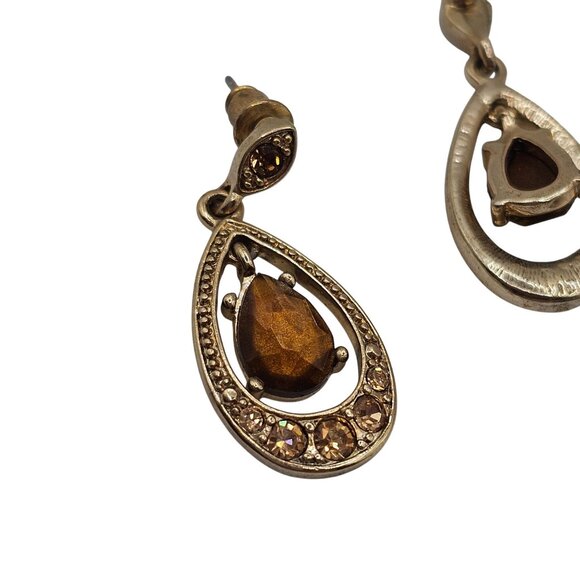 Women's Unsigned Gold-Tone Tear Dangle Drop Brown Rhinestone Stud Earrings - Picture 6 of 10